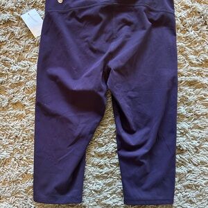 NEW Zella High Waist Capri Leggings | Purple | Size M
